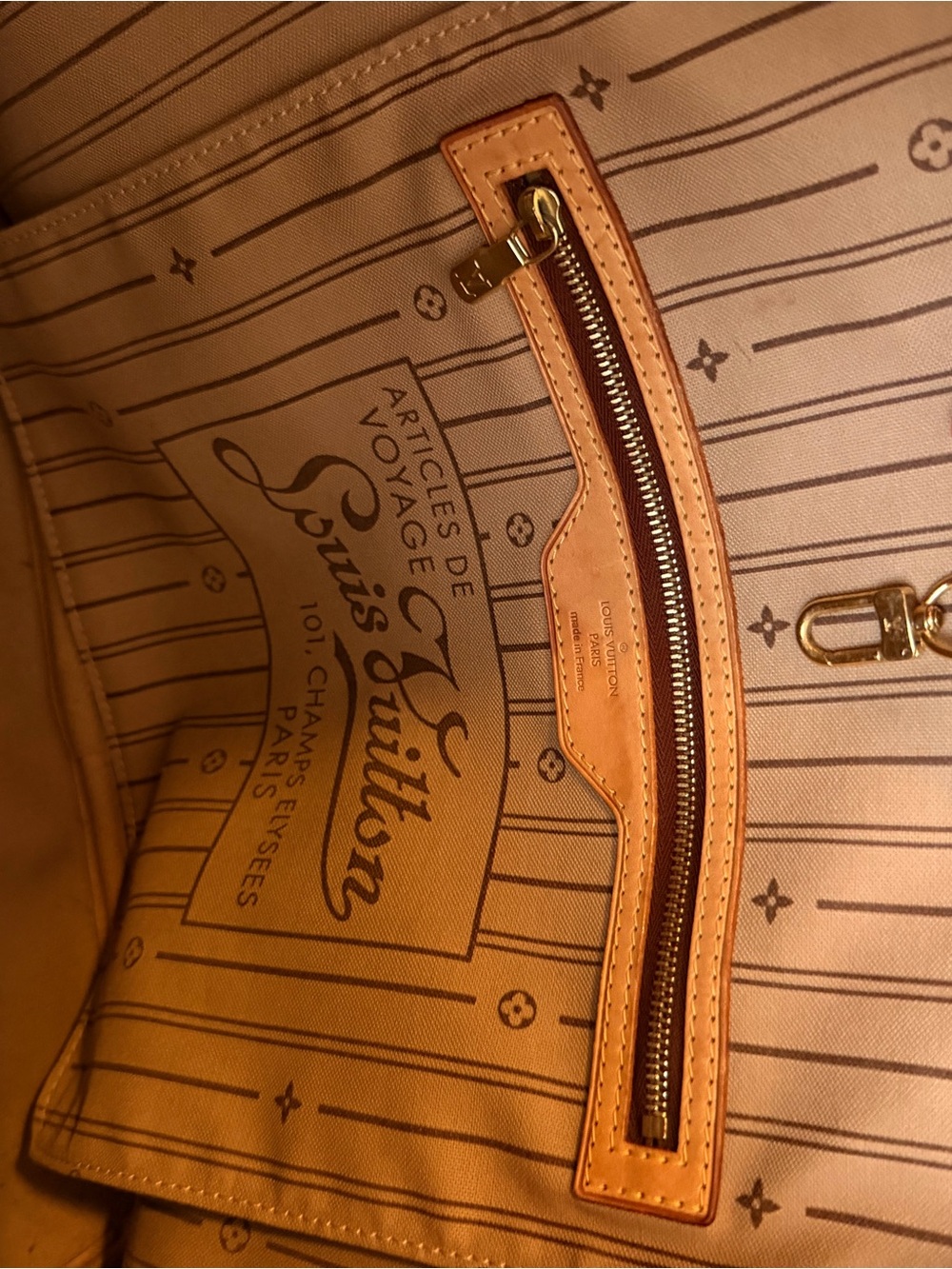 Louis Vuitton Brown Monogram Canvas Tote with Tan Vachetta Trim - Picture 6 of 6
